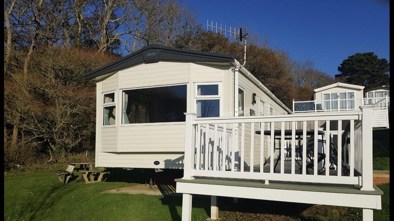 Classy Caravan With Ample Space Bembridge Exterior photo
