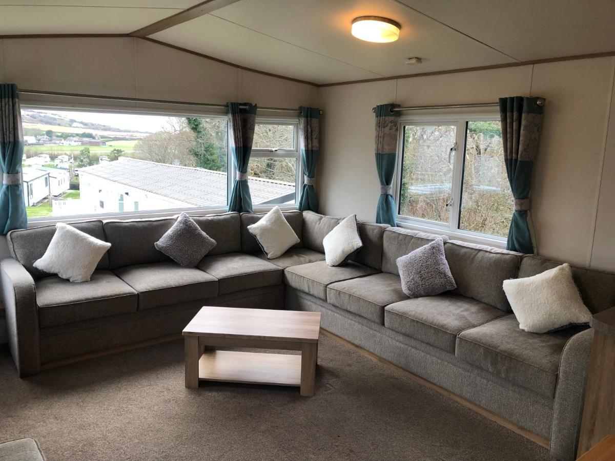 Classy Caravan With Ample Space Bembridge Exterior photo
